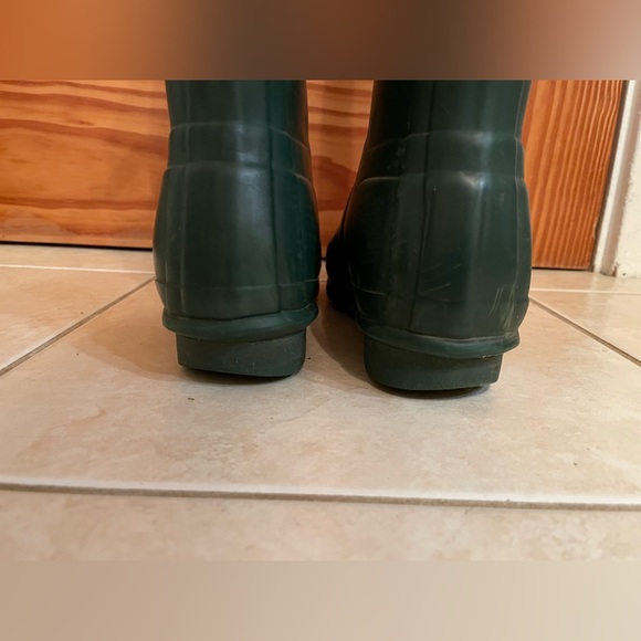 Hunter Brand Women's Original Tall Rain Boots, Hunter Green - Picture 6 of 11